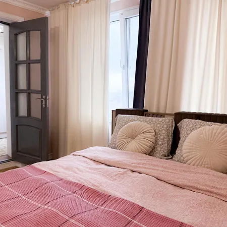 Renthouse Apartments Harmony Chişinău Esterno foto