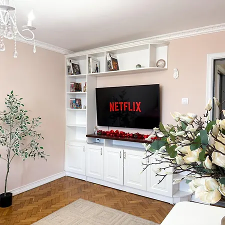 Renthouse Apartments Harmony Chişinău Esterno foto